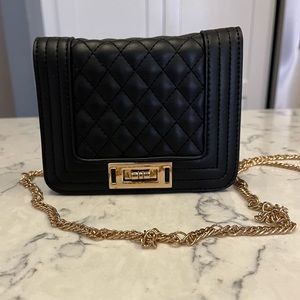 Olivia Miller Black Quilted bag w/gold chain